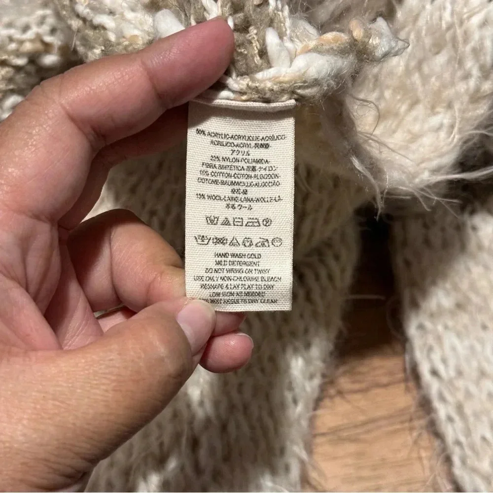 Free People Linus Striped Eyelash V-Neck Pullover Sweater M Oversized Cozy NWOT